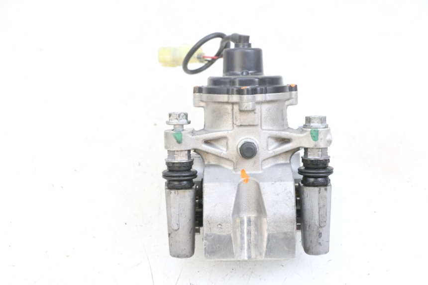 photo de MOTOR ROLL LOCK YAMAHA TRICITY 300 (2020 - 2024) - Oberflächenzustand und Material