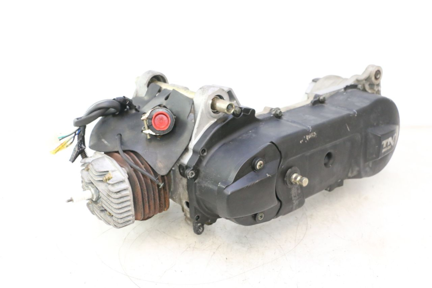 photo de MOTOR TNT MOTOR ROMA 12' 2T 50 (2007 - 2018) - Alternativer Blickwinkel