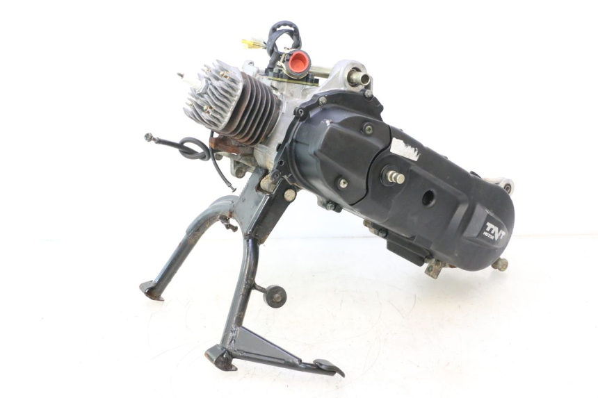 photo de MOTOR TNT MOTOR ROMA 12' 2T 50 (2007 - 2018) - Fokus auf die Struktur