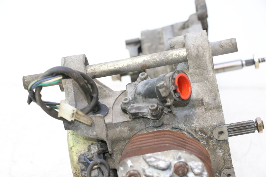 photo de MOTOR KEEWAY RY6 2T 50 (2011 - 2019) - Zoom auf Komponenten