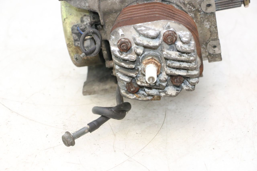 photo de MOTOR KEEWAY RY6 2T 50 (2011 - 2019) - Hochauflösende Nahaufnahme