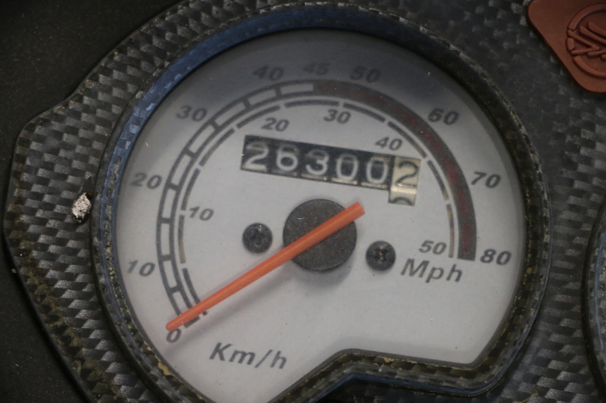 photo de MOTOR KEEWAY RY6 2T 50 (2011 - 2019) - Zoom auf Gebrauchszustand