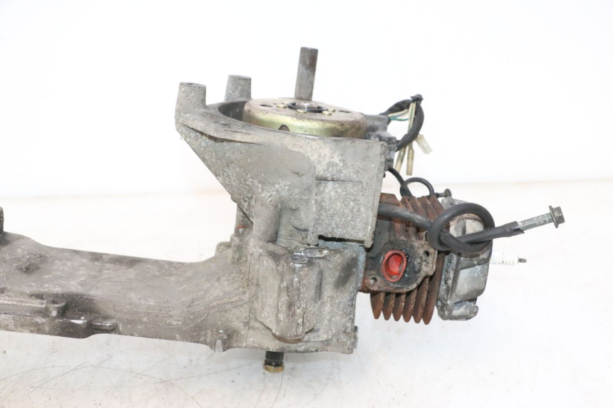 photo de MOTOR KEEWAY RY6 2T 50 (2011 - 2019) - Oberflächenzustand und Material
