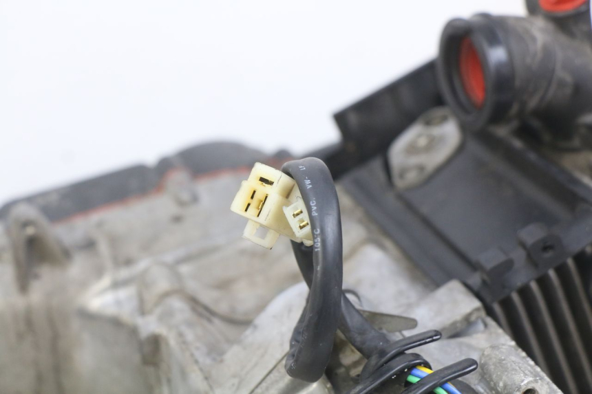 photo de MOTOR DAELIM S2 FI 125 (2008 - 2017) - Details der Befestigungspunkte