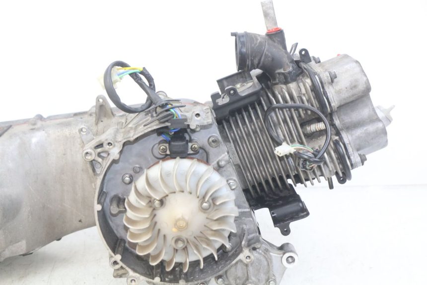 photo de MOTOR DAELIM S2 FI 125 (2008 - 2017) - Oberflächenzustand und Material