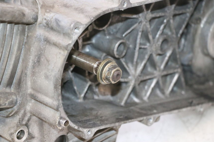 photo de MOTOR DAELIM S2 125 (2006 - 2007) - Details der Befestigungspunkte