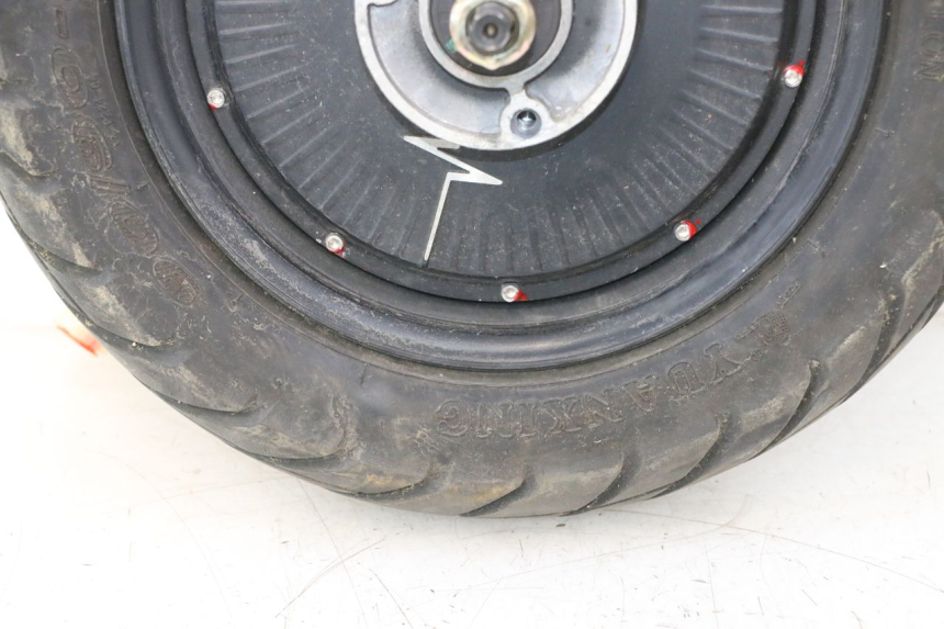 photo de MOTOR BAIKU SAKURA 1 (2021 - 2025) - Fokus auf die Struktur