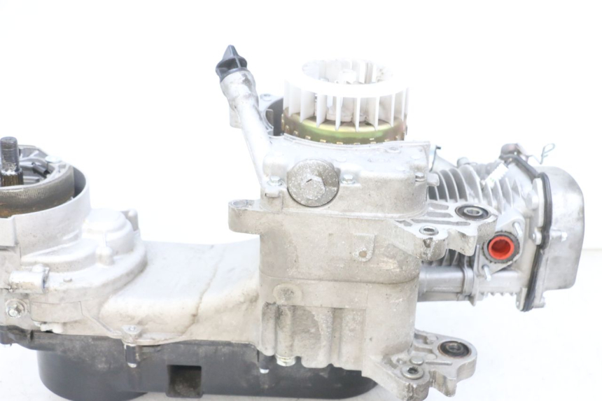 photo de MOTOR JM MOTORS SANTANA EVO 50 (2024 - 2026) - Zoom auf Gebrauchszustand