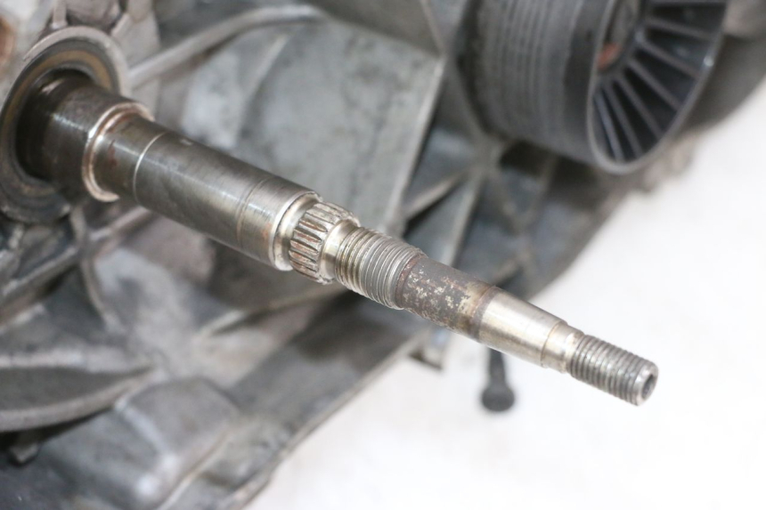 photo de MOTOR PEUGEOT SATELIS COMPRESSOR K15 125 (2006 - 2009) - Alternativer Blickwinkel