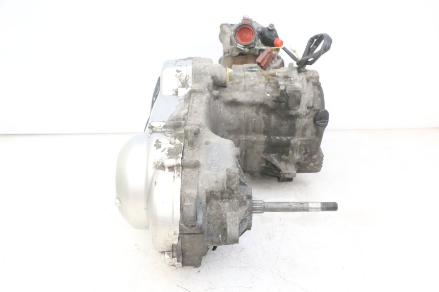 photo de MOTOR PEUGEOT SATELIS 125 (2013 - 2018) - Details der Befestigungspunkte