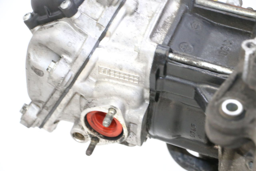 photo de MOTOR PEUGEOT SATELIS 250 (2006 - 2012) - Zoom auf Gebrauchszustand