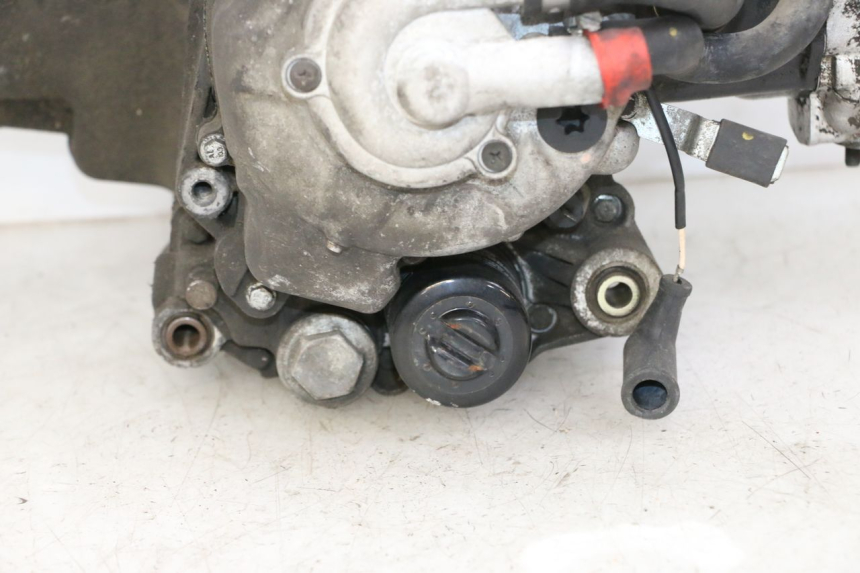 photo de MOTOR PEUGEOT SATELIS 250 (2006 - 2012) - Details der Befestigungspunkte