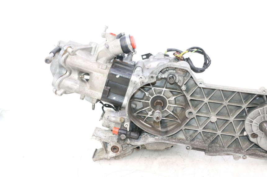 photo de MOTOR PEUGEOT SATELIS 125 (2013 - 2018) - Zoom auf Gebrauchszustand