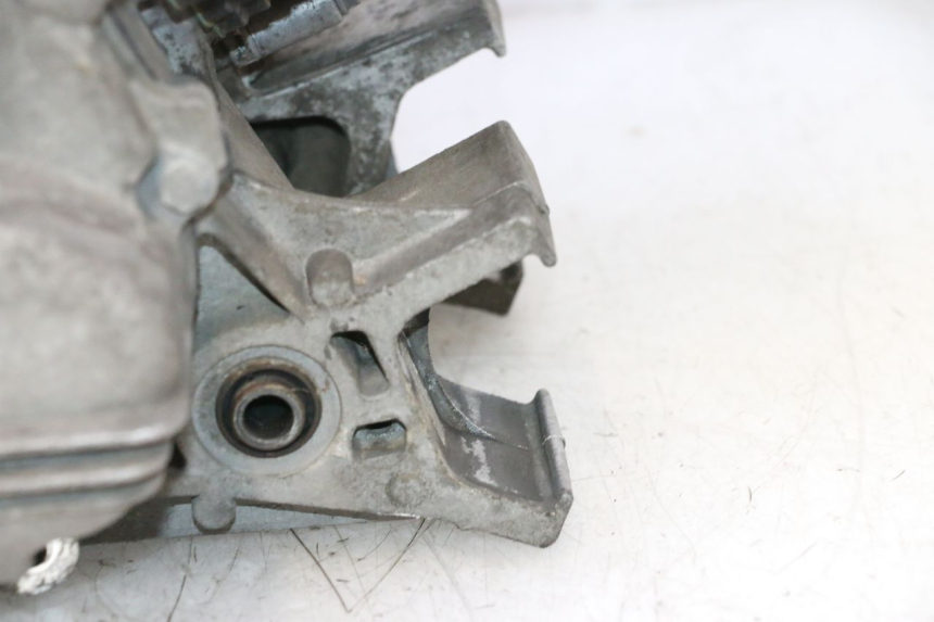 photo de MOTOR PEUGEOT SATELIS 125 (2013 - 2018) - Detaillierte Sichtprüfung