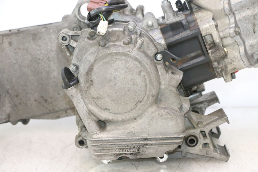 photo de MOTOR PEUGEOT SATELIS 125 (2013 - 2018) - Alternativer Blickwinkel