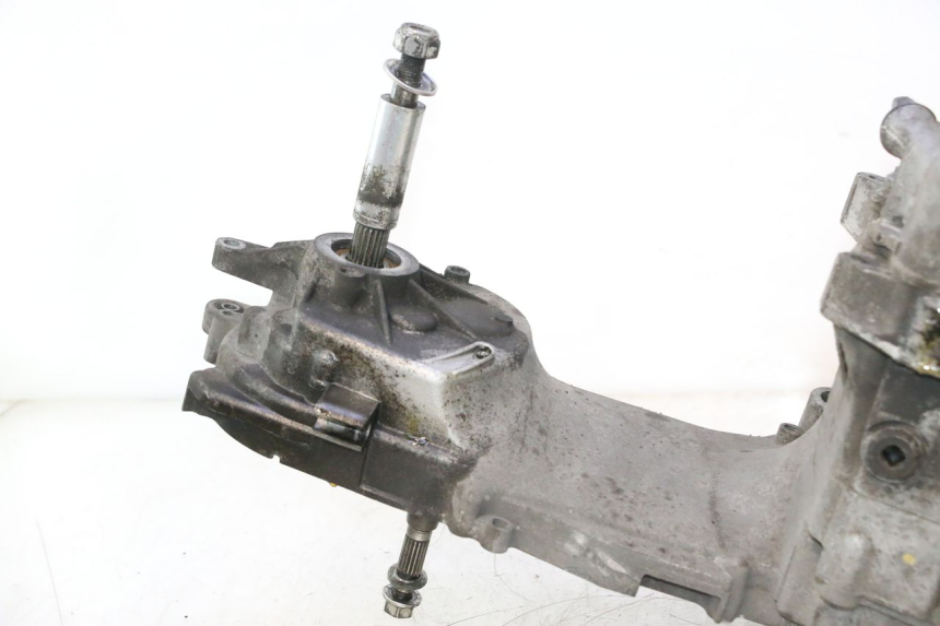 photo de MOTOR PEUGEOT SATELIS 125 (2013 - 2018) - Details der Befestigungspunkte