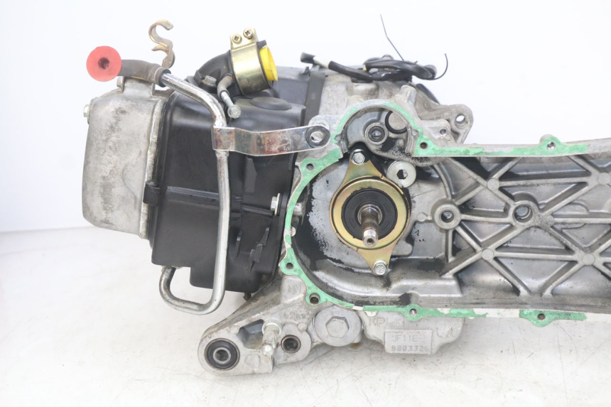 photo de MOTOR HONDA SCV LEAD 100 (2003 - 2007) - Zoom auf Komponenten