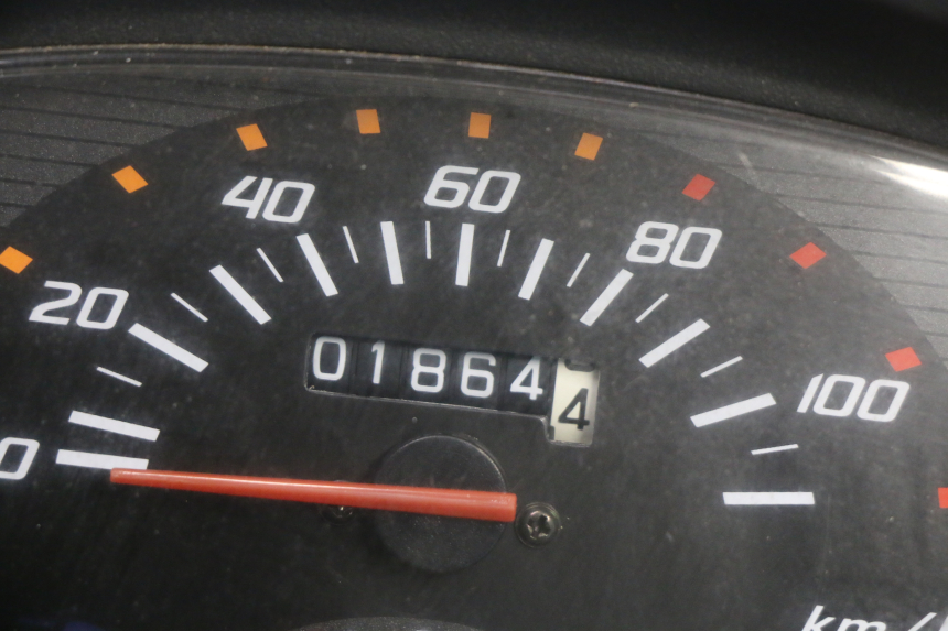 photo de MOTOR HONDA SCV LEAD 100 (2003 - 2007) - Fokus auf die Struktur