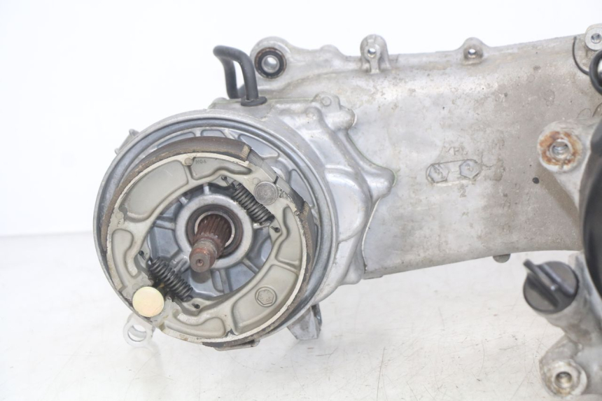 photo de MOTOR HONDA SCV LEAD 100 (2003 - 2007) - Kennzeichnungen und Originalreferenzen