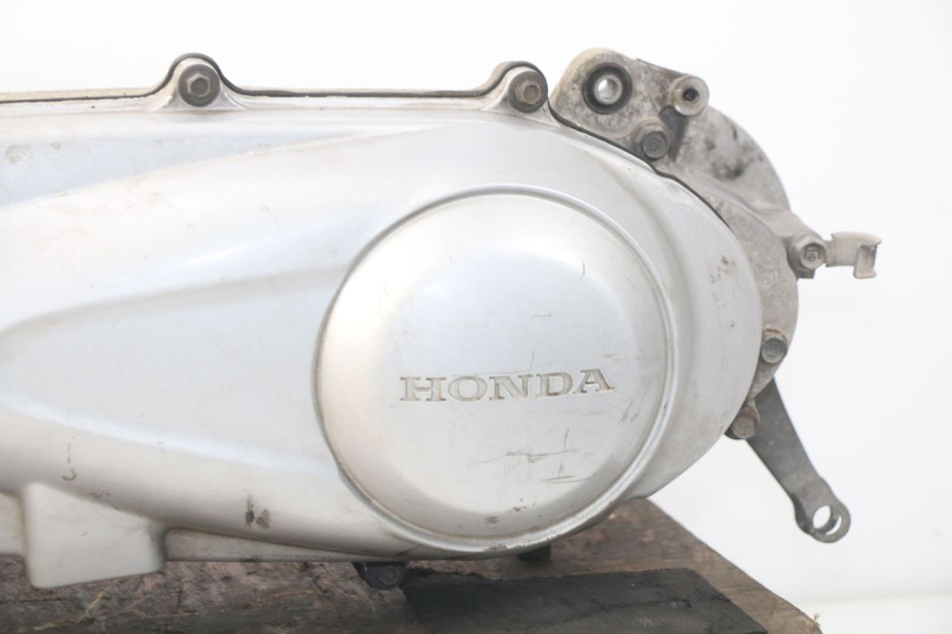 photo de MOTOR HONDA SES DYLAN 125 (2002 - 2006) - Charakteristische Merkmale