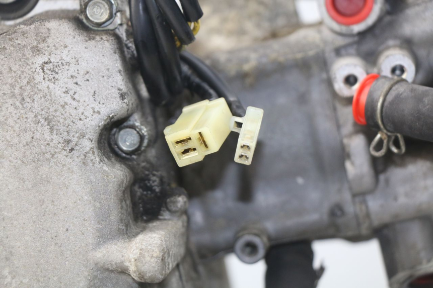 photo de MOTOR HONDA SES DYLAN 125 (2002 - 2006) - Details der Befestigungspunkte