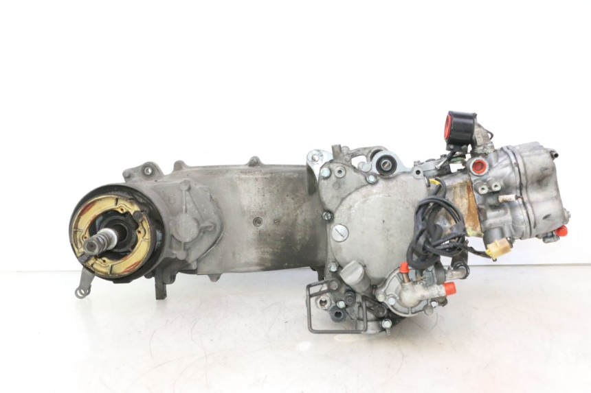 photo de MOTOR HONDA SH 125 (2001 - 2003) - Alternative Perspektive