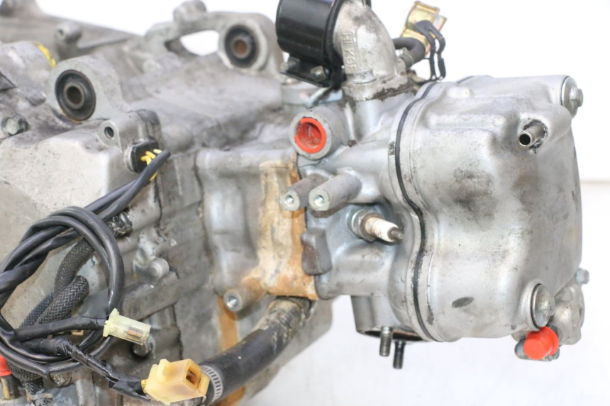 photo de MOTOR HONDA SH 125 (2001 - 2003) - Oberflächenzustand und Material