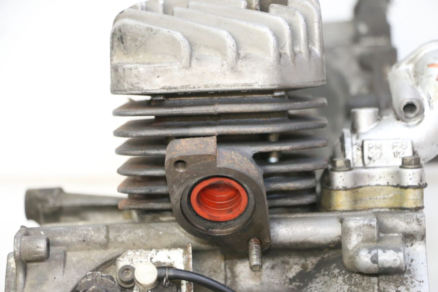 photo de MOTOR PEUGEOT SPEEDAKE 50 (1995 - 1997) - Alternativer Blickwinkel