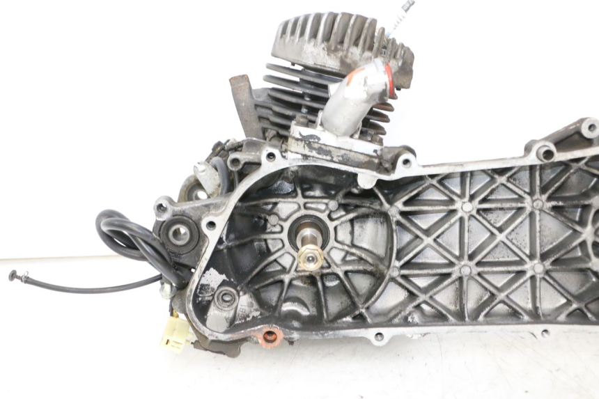 photo de MOTOR PEUGEOT SPEEDAKE 50 (1995 - 1997) - Zoom auf Gebrauchszustand