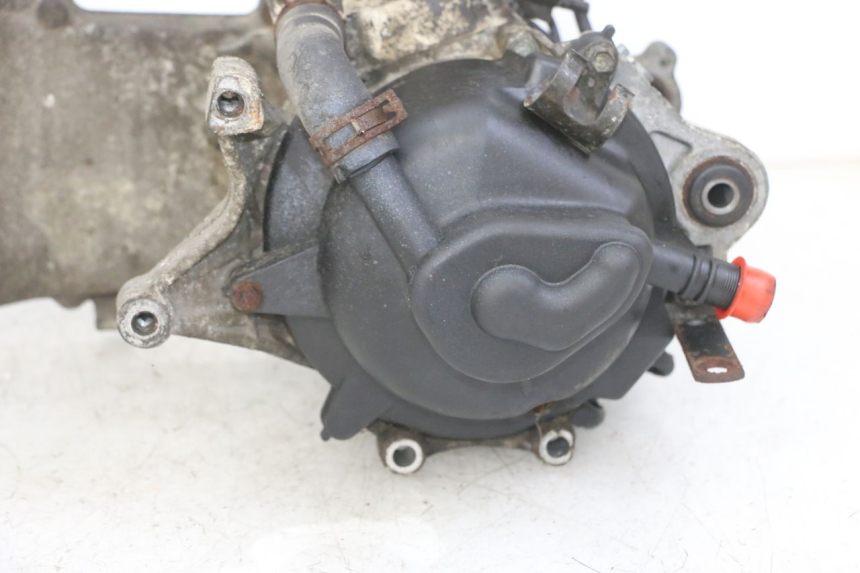 photo de MOTOR PEUGEOT SPEEDFIGHT 2 LC 50 (2000 - 2009) - Alternativer Blickwinkel