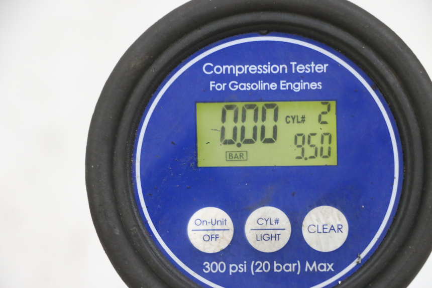 photo de MOTOR PEUGEOT SPEEDFIGHT 4 4T EFI 50 (2021 - 2025) - Details der Befestigungspunkte