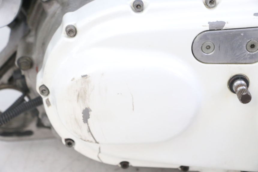 photo de MOTOR HARLEY DAVIDSON SPORTSTER XL CUSTOM 883 (1999 - 2006) - Alternativer Blickwinkel