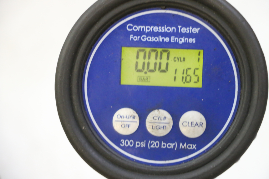 photo de MOTOR TRIUMPH SPRINT 900 (1995 - 1998) - Zoom auf Gebrauchszustand