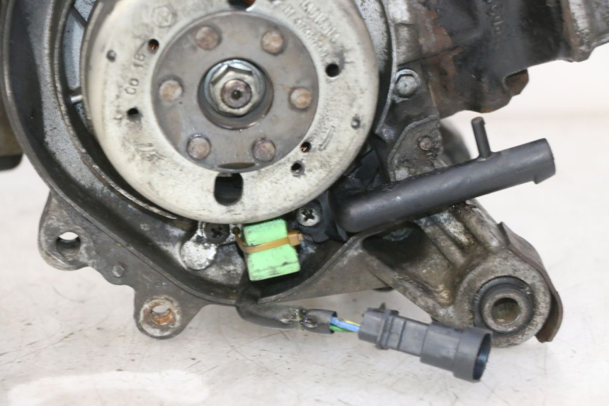 photo de MOTOR APRILIA SR R 2T LC 50 (2018 - 2021) - Alternativer Blickwinkel