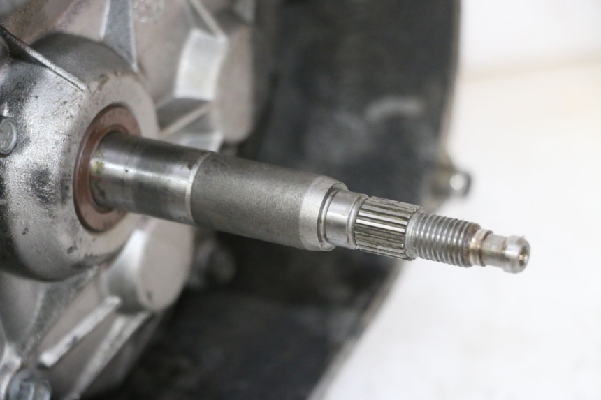 photo de MOTOR APRILIA SR R 2T LC 50 (2018 - 2021) - Alternative Perspektive