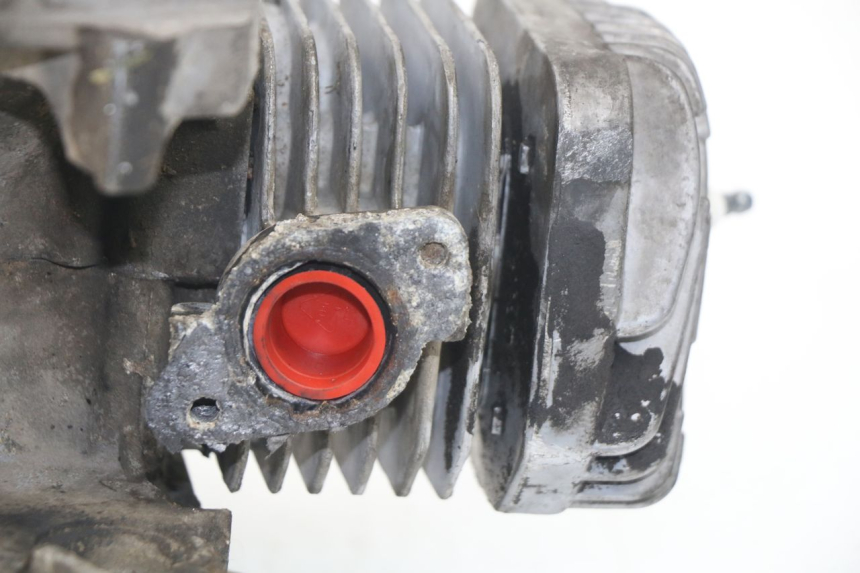 photo de MOTOR PEUGEOT STREETZONE 2T 50 (2014 - 2019) - Zoom auf Gebrauchszustand