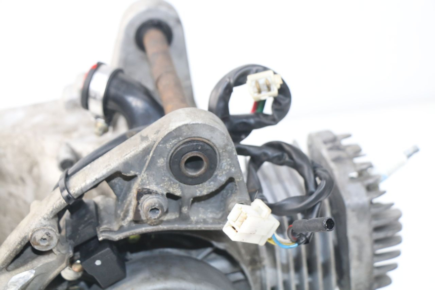 photo de MOTOR PEUGEOT STREETZONE 2T 50 (2014 - 2019) - Oberflächenzustand und Material