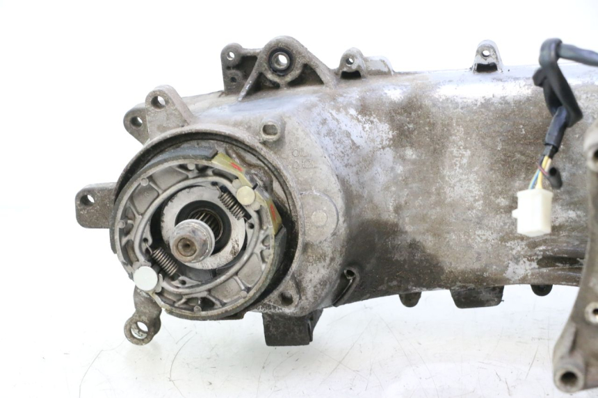 photo de MOTOR PEUGEOT STREETZONE NAKED 2T 50 (2014 - 2018) - Alternativer Blickwinkel