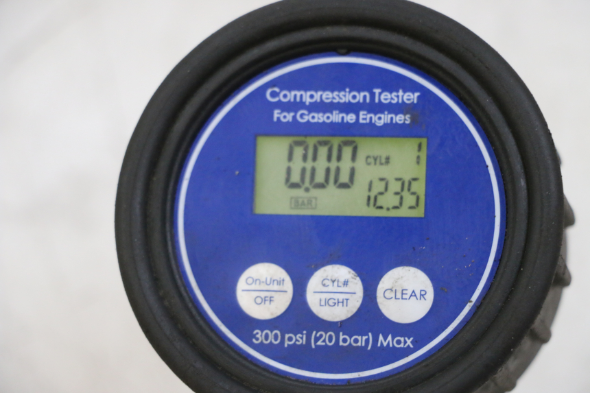 photo de MOTOR KYMCO SUPER 8 125 (2008 - 2015) - Zoom auf Komponenten