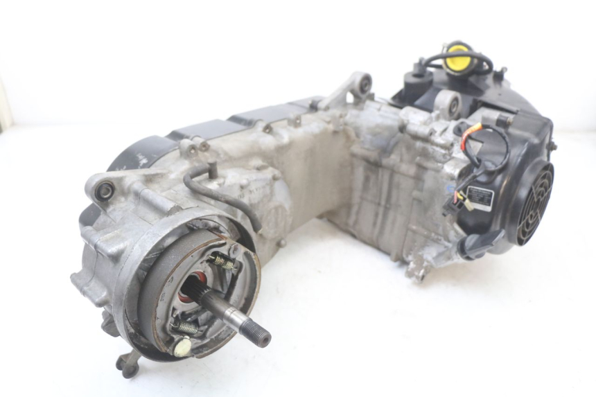 photo de MOTOR KYMCO SUPER 8 125 (2008 - 2015) - Kennzeichnungen und Originalreferenzen