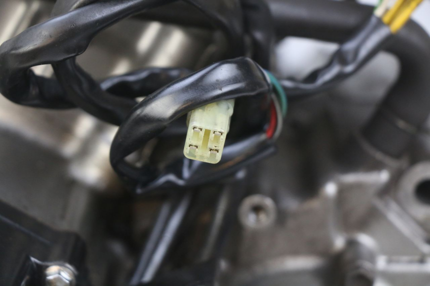 photo de MOTOR SUZUKI SV S 650 (1999 - 2002) - Weitere Ansicht des Artikels