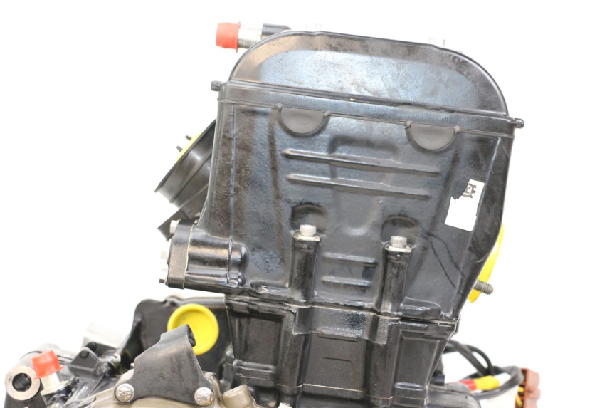 photo de MOTOR HUSQVARNA SVARTPILEN 401 (2018 - 2023) - Detaillierte Sichtprüfung