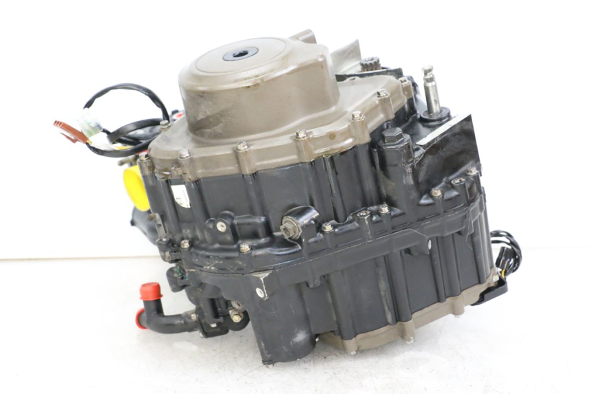 photo de MOTOR HUSQVARNA SVARTPILEN 401 (2018 - 2023) - Zoom auf Gebrauchszustand