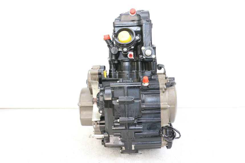 photo de MOTOR HUSQVARNA SVARTPILEN 401 (2018 - 2023) - Details der Befestigungspunkte