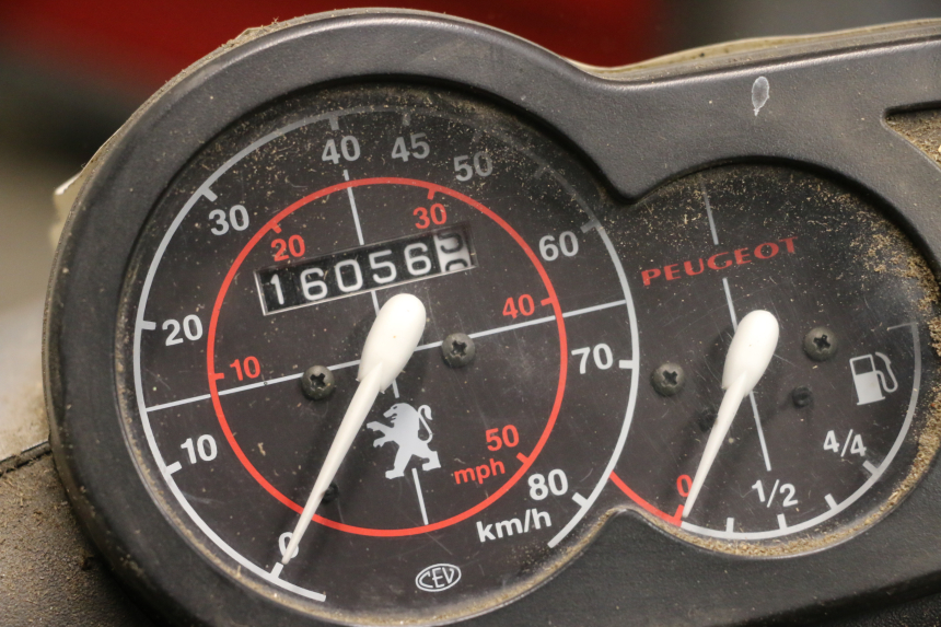 photo de MOTOR PEUGEOT TKR TREKKER FURIOUS 50 (2005 - 2014) - Alternative Perspektive