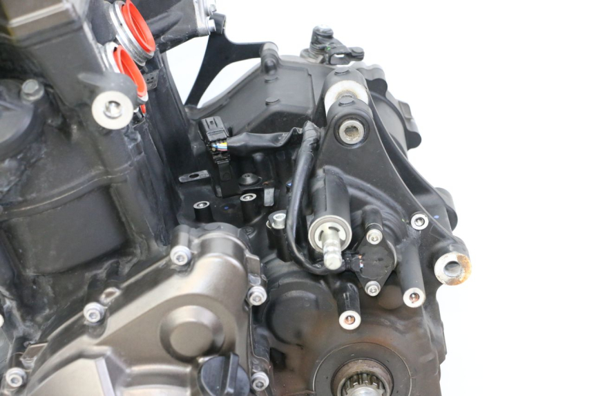 photo de MOTOR YAMAHA TRACER 7 700 (2020 - 2024) - Oberflächenzustand und Material