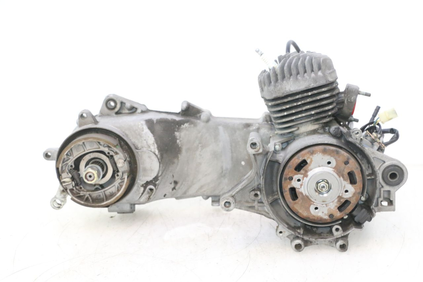 photo de MOTOR PEUGEOT TREKKER 50 (1995 - 2004) - Zoom auf Komponenten