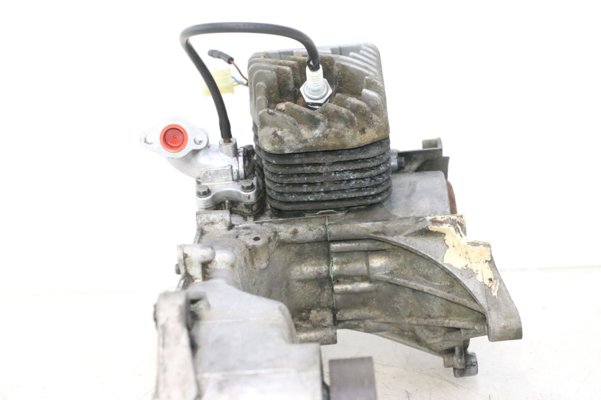 photo de MOTOR PEUGEOT TREKKER 50 (1995 - 2004) - Fokus auf die Struktur
