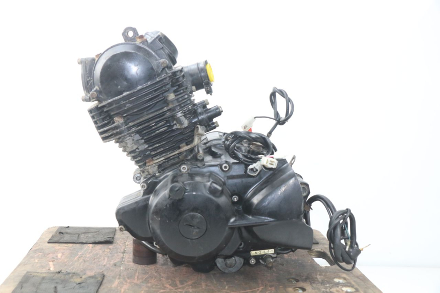 photo de MOTOR YAMAHA TW 125 (1998 - 2002) - Kennzeichnungen und Originalreferenzen