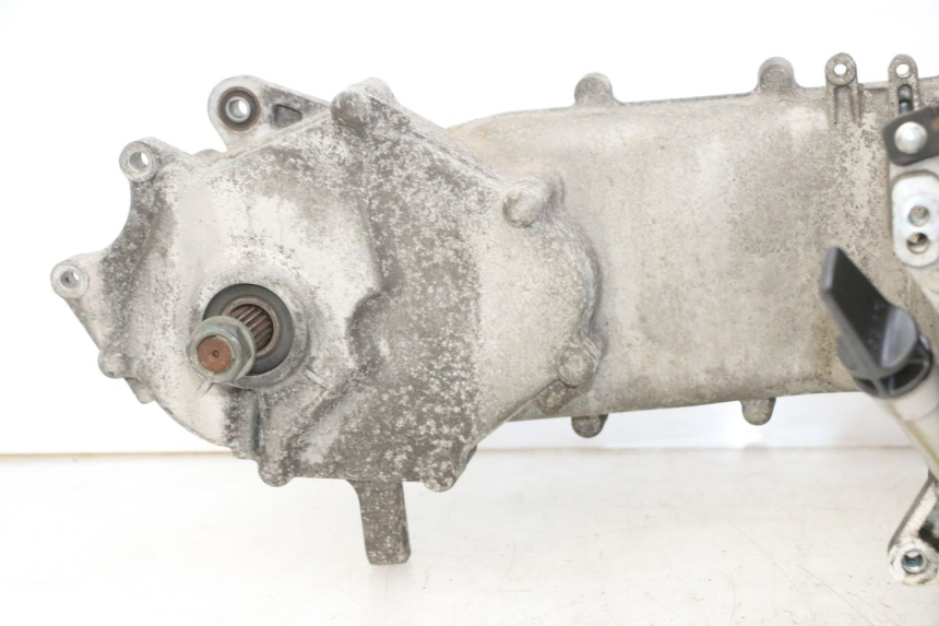 photo de MOTOR PEUGEOT TWEET PRO EFI 4T 50 (2021 - 2022) - Alternativer Blickwinkel